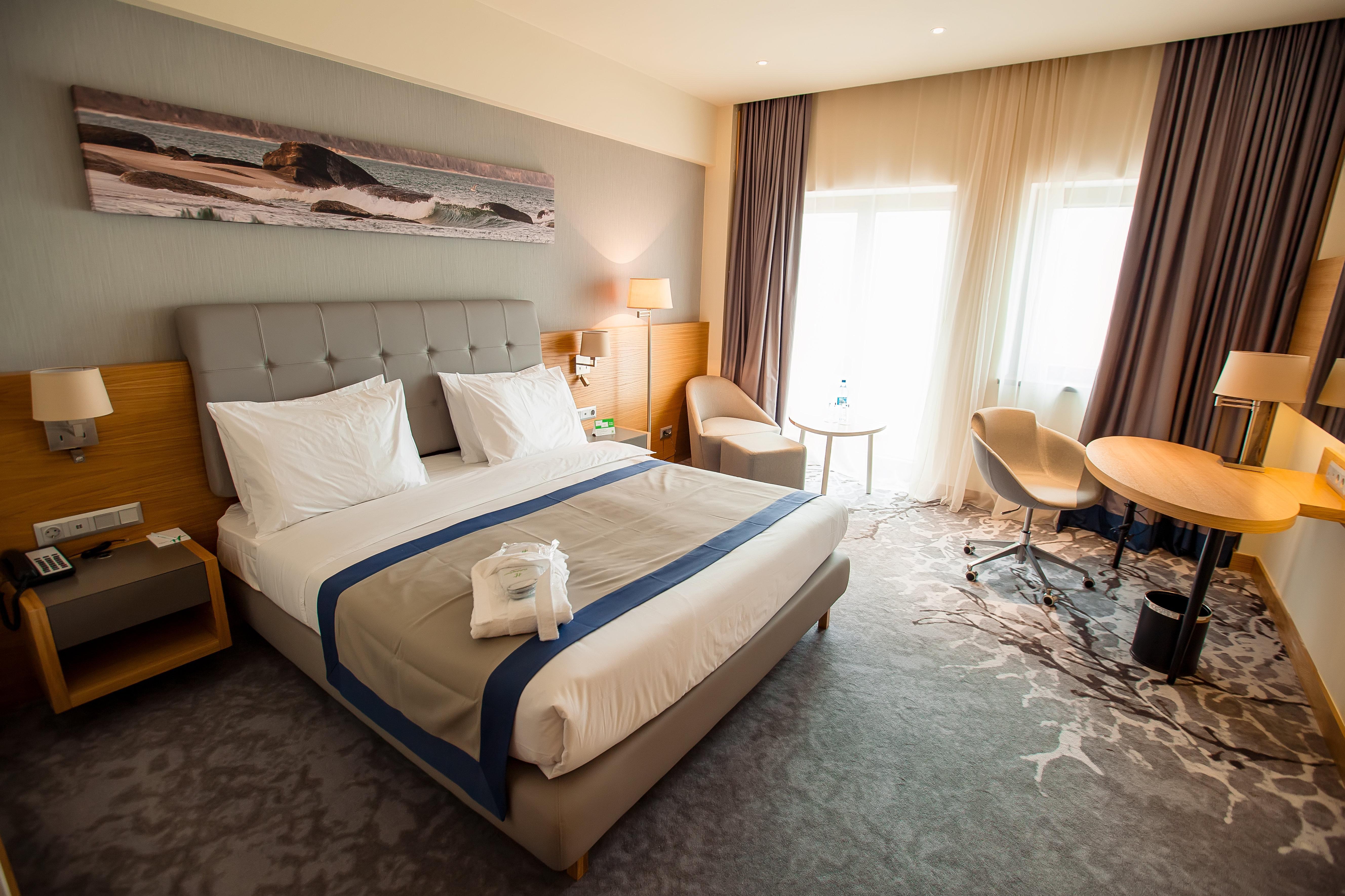 Holiday Inn - Aktau - Seaside By Ihg Екстер'єр фото