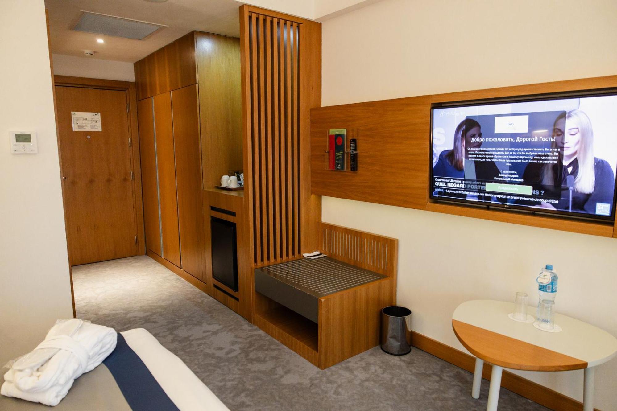 Holiday Inn - Aktau - Seaside By Ihg Екстер'єр фото
